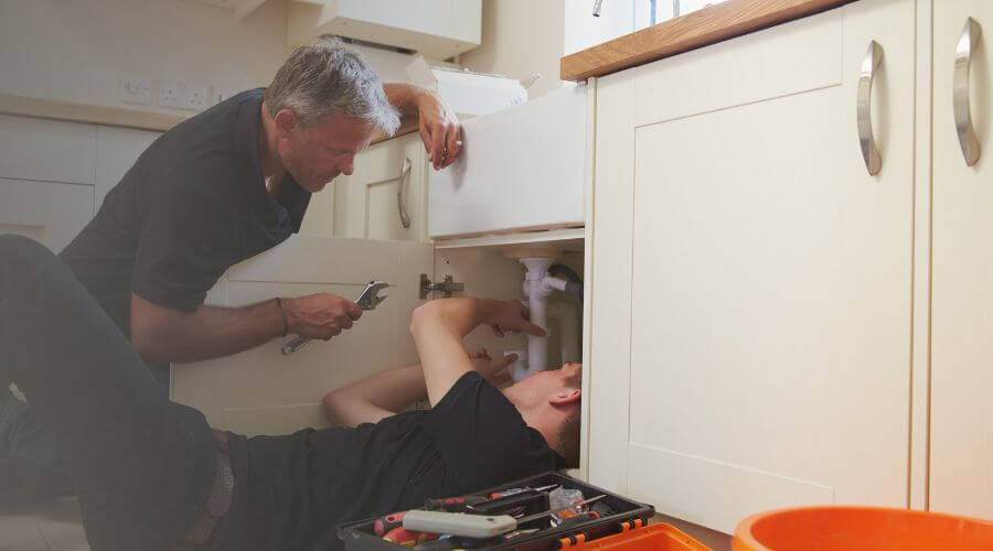 Plumber in Latah, WA